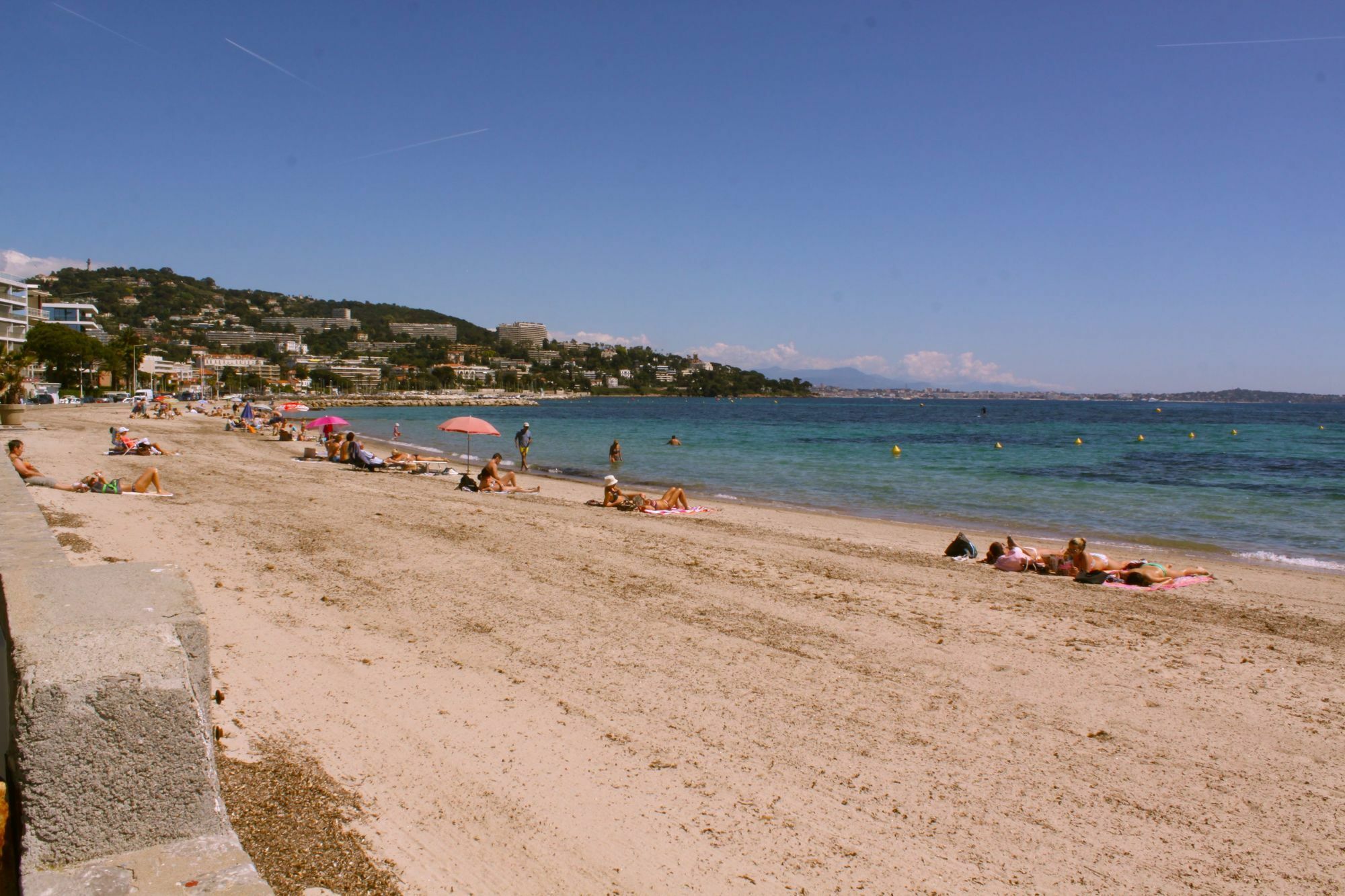 Cannes Bai Exterior photo
